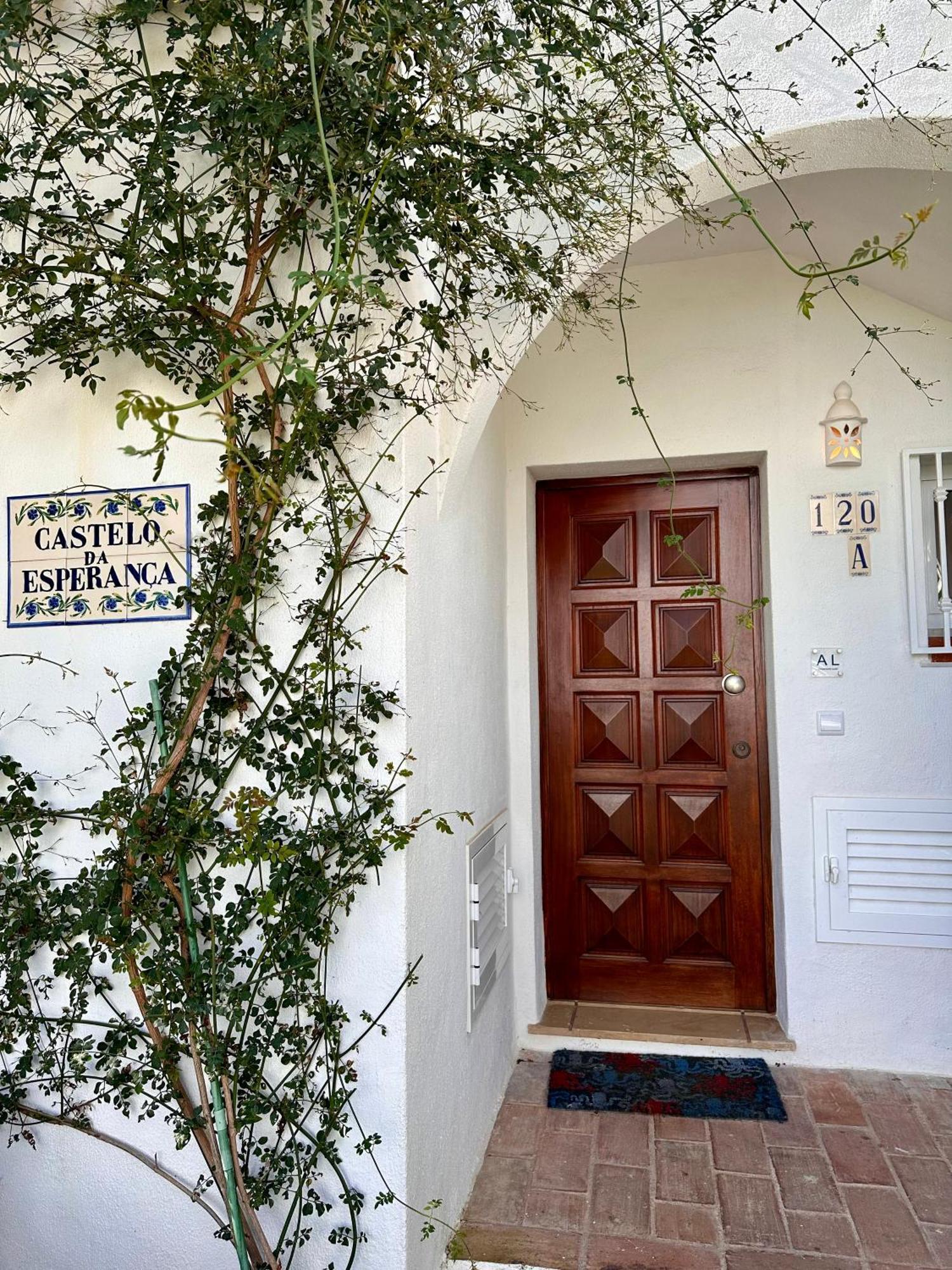 Castelo Da Esperanca Na Vila Sra Da Rocha Porches  Dış mekan fotoğraf